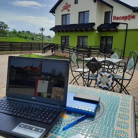 Sat De Vacanta Martisorul Cacica