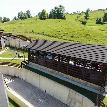 Sat De Vacanta Martisorul Holiday park *