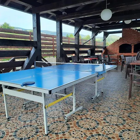 Sat De Vacanta Martisorul Holiday park Cacica