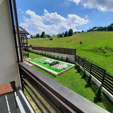 Sat De Vacanta Martisorul Holiday park Cacica